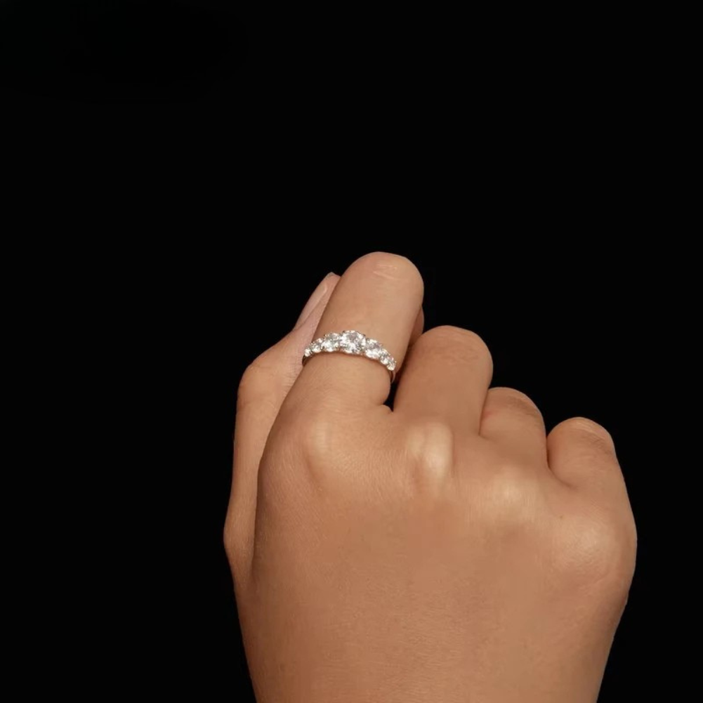 Aura Clara — Moissanita · Plata 925