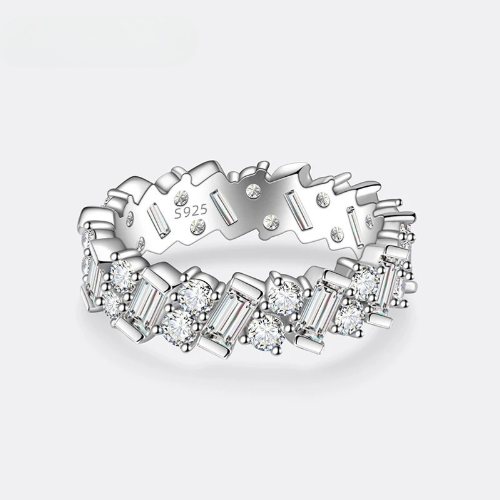 Luz Eterna — Moissanita · Plata 925