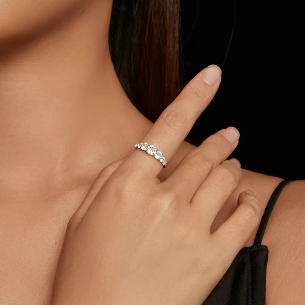 Aura Clara — Moissanita · Plata 925